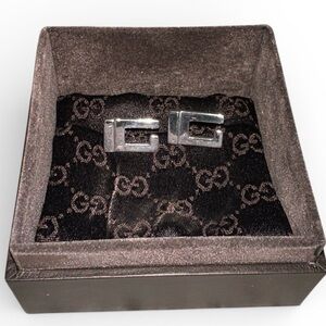 Gucci G Silver Stud Earrings with Box